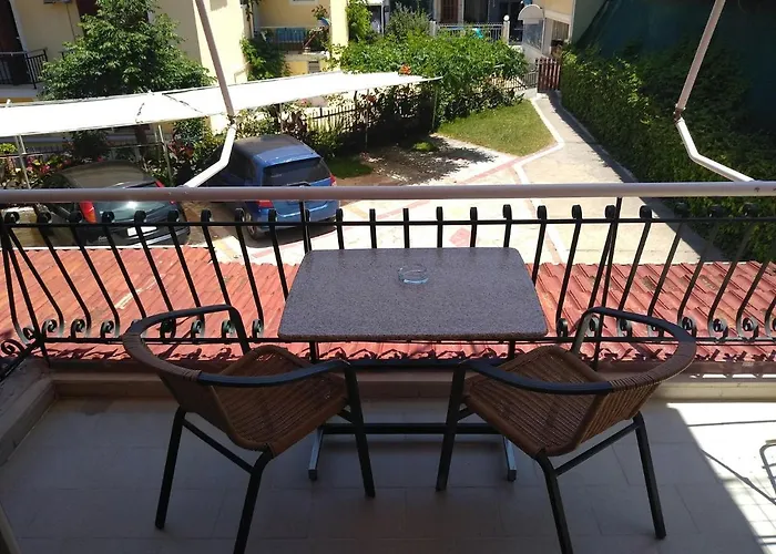 Gogo's - γωγώ & Pensiune