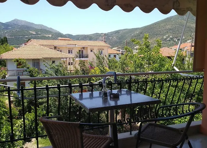 Gogo's - γωγώ & Pensiune