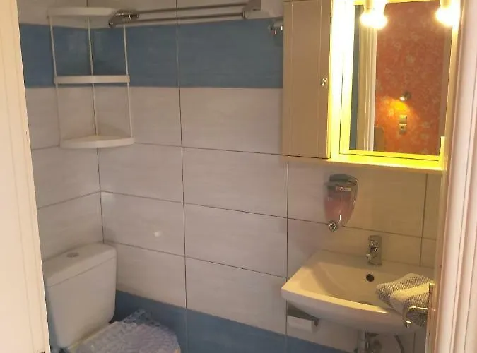 Gogo's - γωγώ & 4* Nydri (Lefkada)