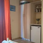 Gogo's - γωγώ & Nydri (Lefkada)
